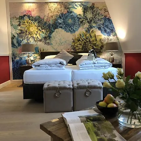 Hotell The Starnbergsee Hideaway